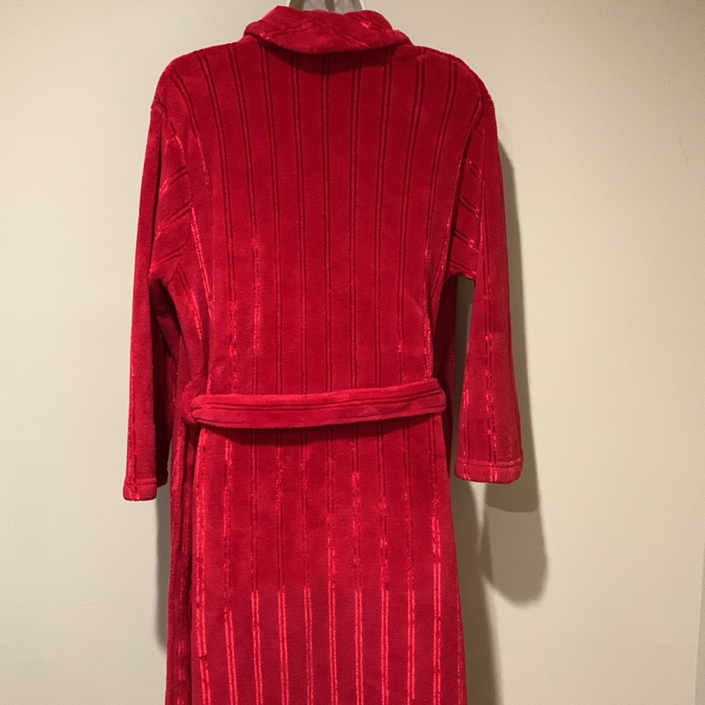 Cozy Robe - Picture 7 of 9
